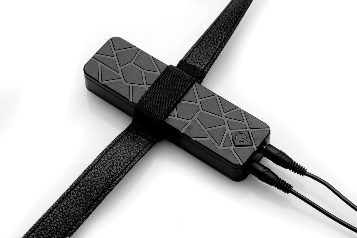 Power Pegger Silicone Vibrating Double Dildo With Harness - Black SU-AF475-BLACK